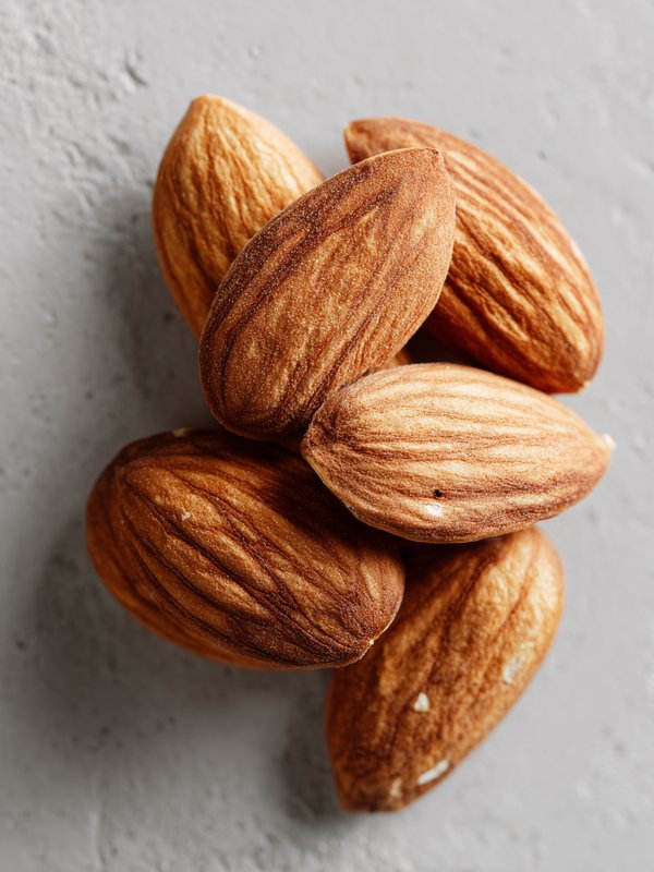 Almond — ingredient reference image
